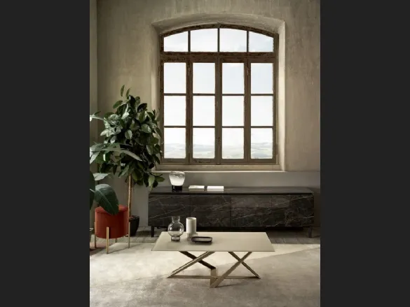 Tavolino con struttura in acciao laccato con base in marmo Millennium Coffee Tables di Bontempi