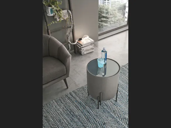 Tavolino Pouf Planos con top in vetro e struttura rivestita in microfibra effetto velluto di Target Point