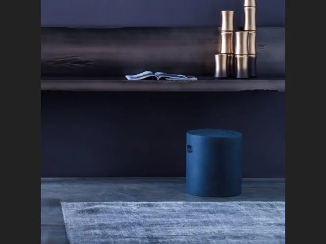 Pouf cilindrico Nappe in gres porcellanato di Adriani e Rossi