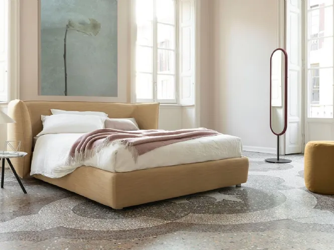 Letto in tessuto dalle forme morbide e avvolgenti con box contenitore Jill di Bolzan