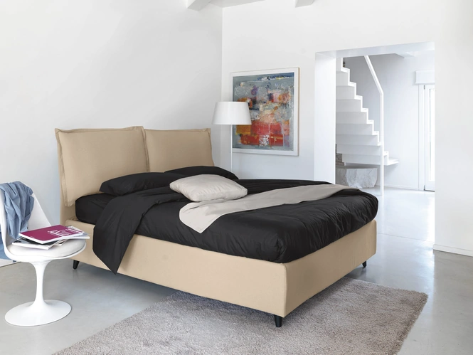 Letto imbottito Vera di Noctis