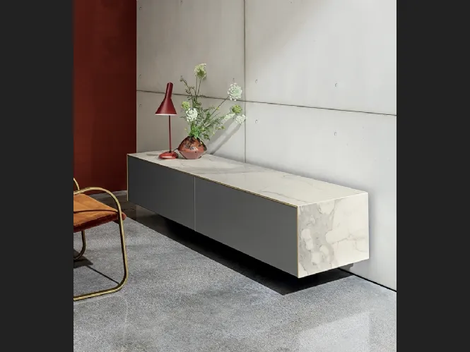 Madia sospesa Magda di Sovet