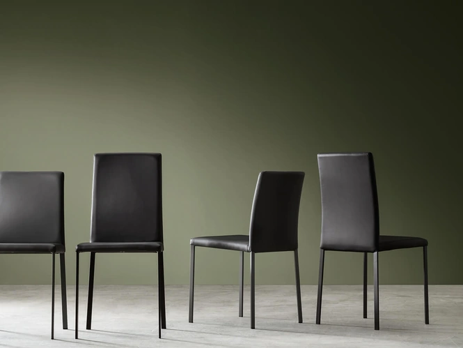 Sedia Giulia in ecopelle di Maronese