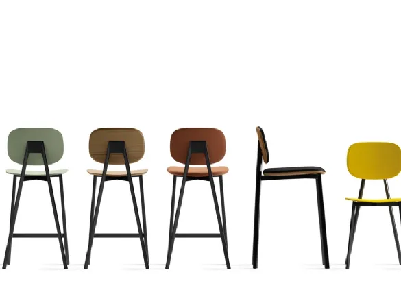 Sgabello Tata 6 SG con struttura in acciaio e seduta disponibile in varie finiture di Pointhouse