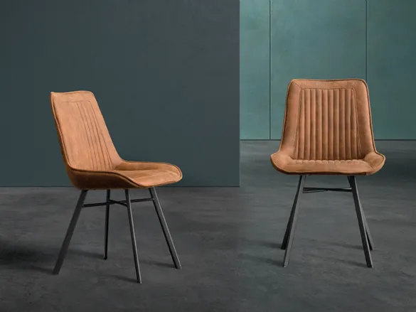 Sedia Sixty in ecopelle con base in ferro di Devina Nais