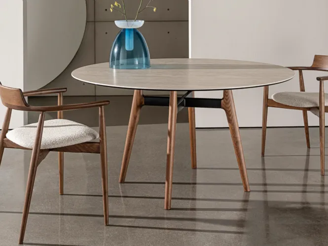 Sedia Xenial in legno con seduta imbottita di Sovet