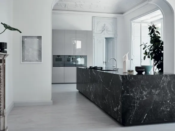 Cucina Design N_Elle Unexpected Contrast in marmo Grigio Carnico di Cesar