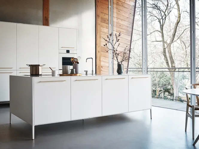 Cucina Design lineare Unit Creative Harmony in laccato seta bianco di Cesar
