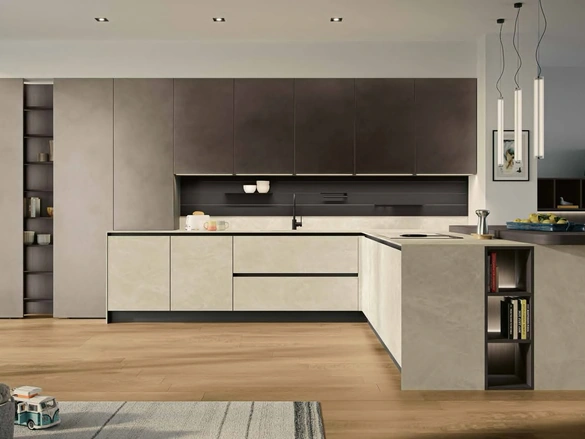 Cucina Moderna con penisola MK12 in laminam e laccato di Gentili Cucine