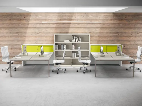 Scrivania Operativa Loft 05 con armadietto ad anta scorrevole colorato di Colombini Office